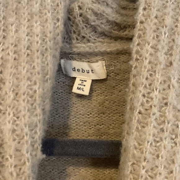 Debut Sweater - Picture 4 of 4